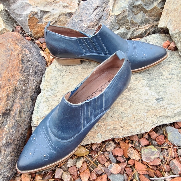 Sixty Seven Anthro Rio Grande Blue Leather Ankle Booties 39 8.5 9 Western Boots - Picture 10 of 15